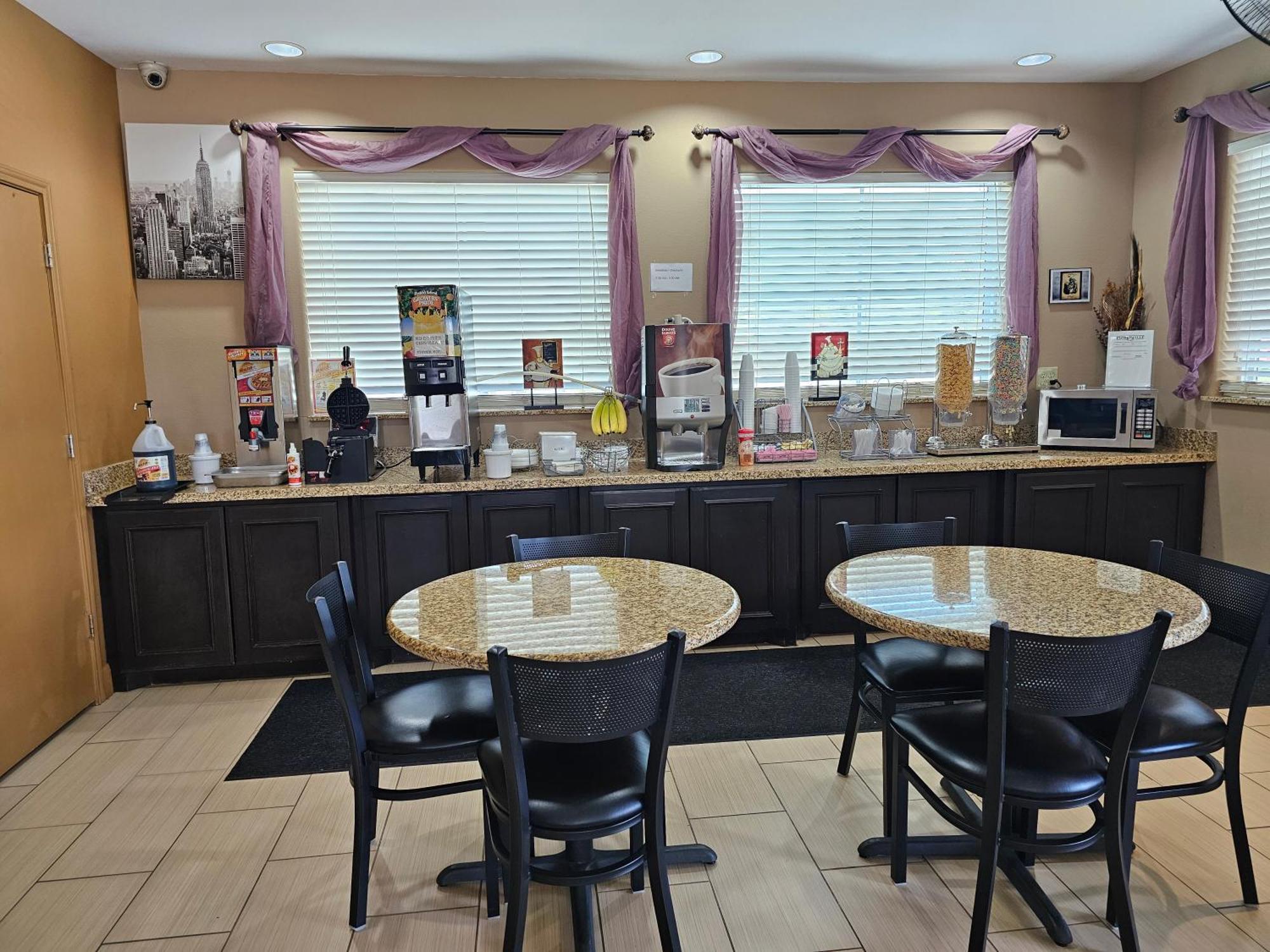 Executive Inn & Suites Floresville Exterior foto